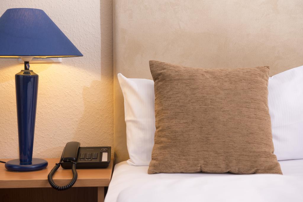 Tryp By Wyndham Bremen Airport Hotel Værelse billede